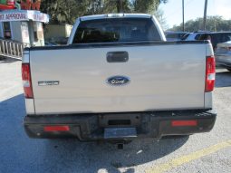 
										2006 Ford f -150 Lariat Beige full									