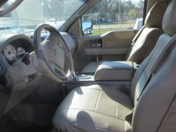
										2006 Ford f -150 Lariat Beige full									