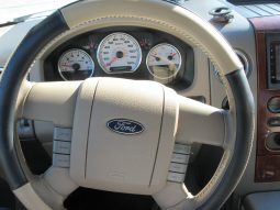 
										2006 Ford f -150 Lariat Beige full									