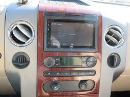 
										2006 Ford f -150 Lariat Beige full									