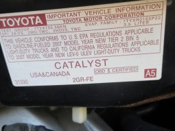 2007 TOYOTA SIENNA  LE  GOLD